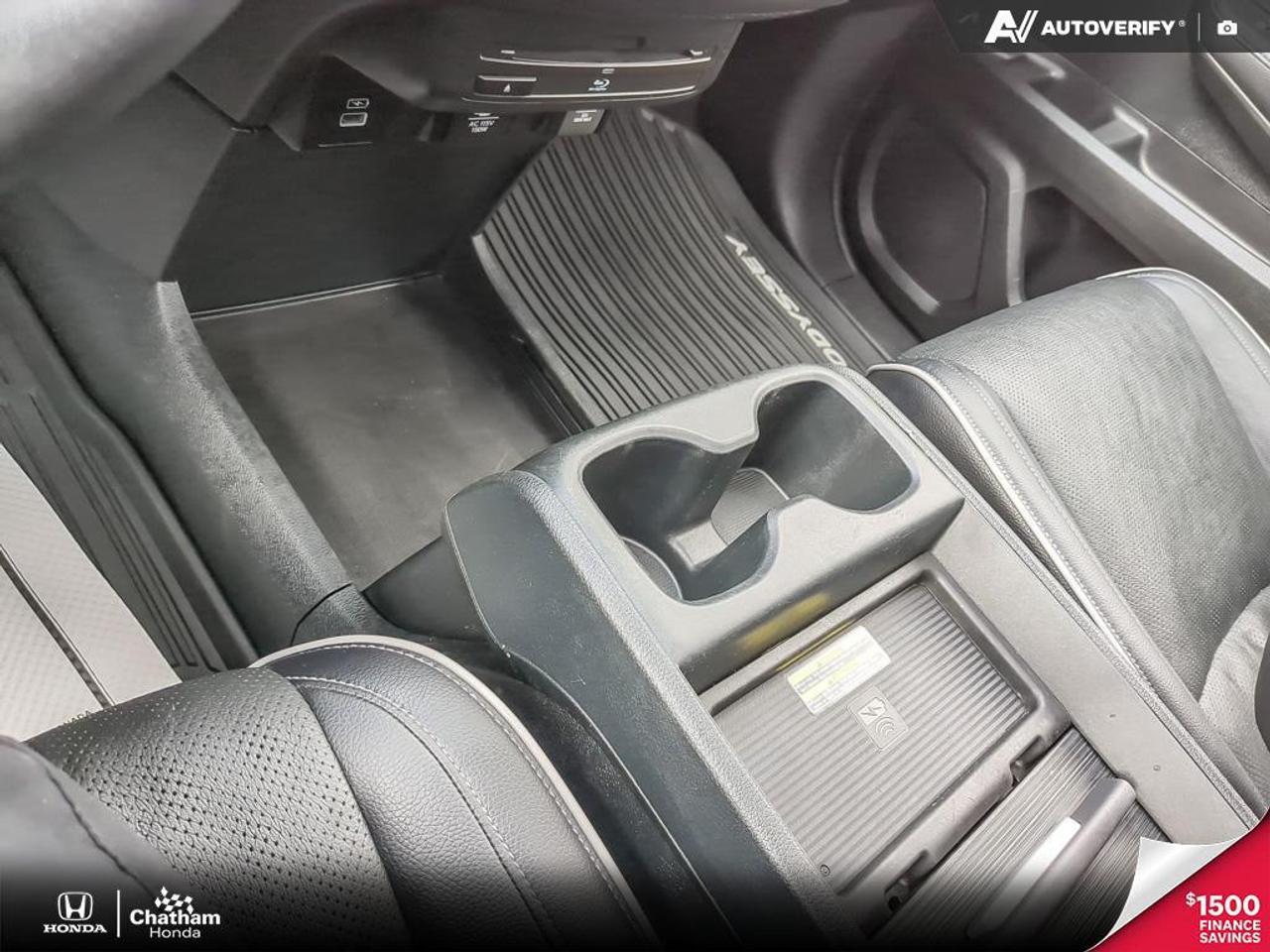 2023 Honda Odyssey Touring Photo