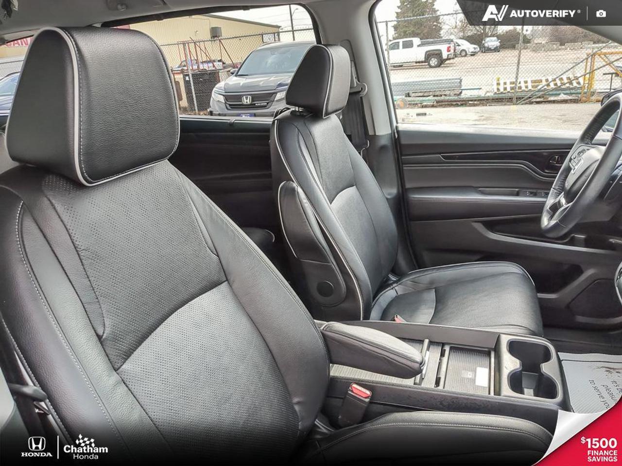 2023 Honda Odyssey Touring Photo