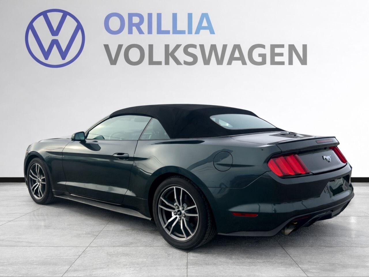 2016 Ford Mustang EcoBoost Premium Photo