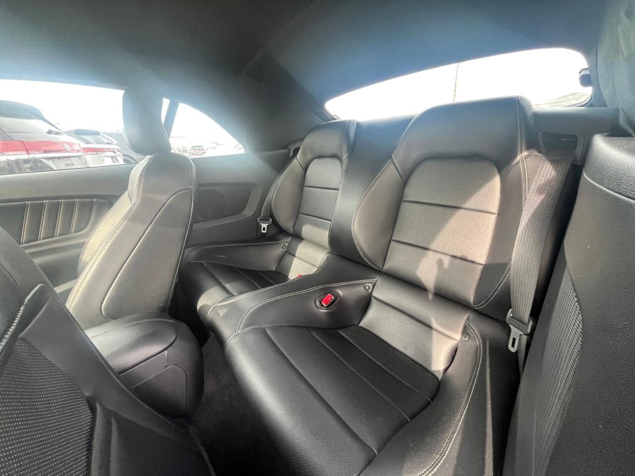 2016 Ford Mustang EcoBoost Premium Photo