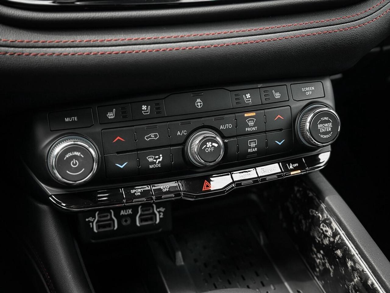 2026 Dodge Durango GT HEMI V8   BLACKTOP PKG   HARMAN/KARDON AUDIO Photo
