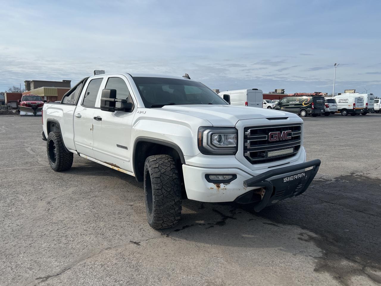 2018 GMC Sierra 1500 5.3L 4X4 AS IS BLUETOOTH LINER TOUCH SCREEN CAM Photo