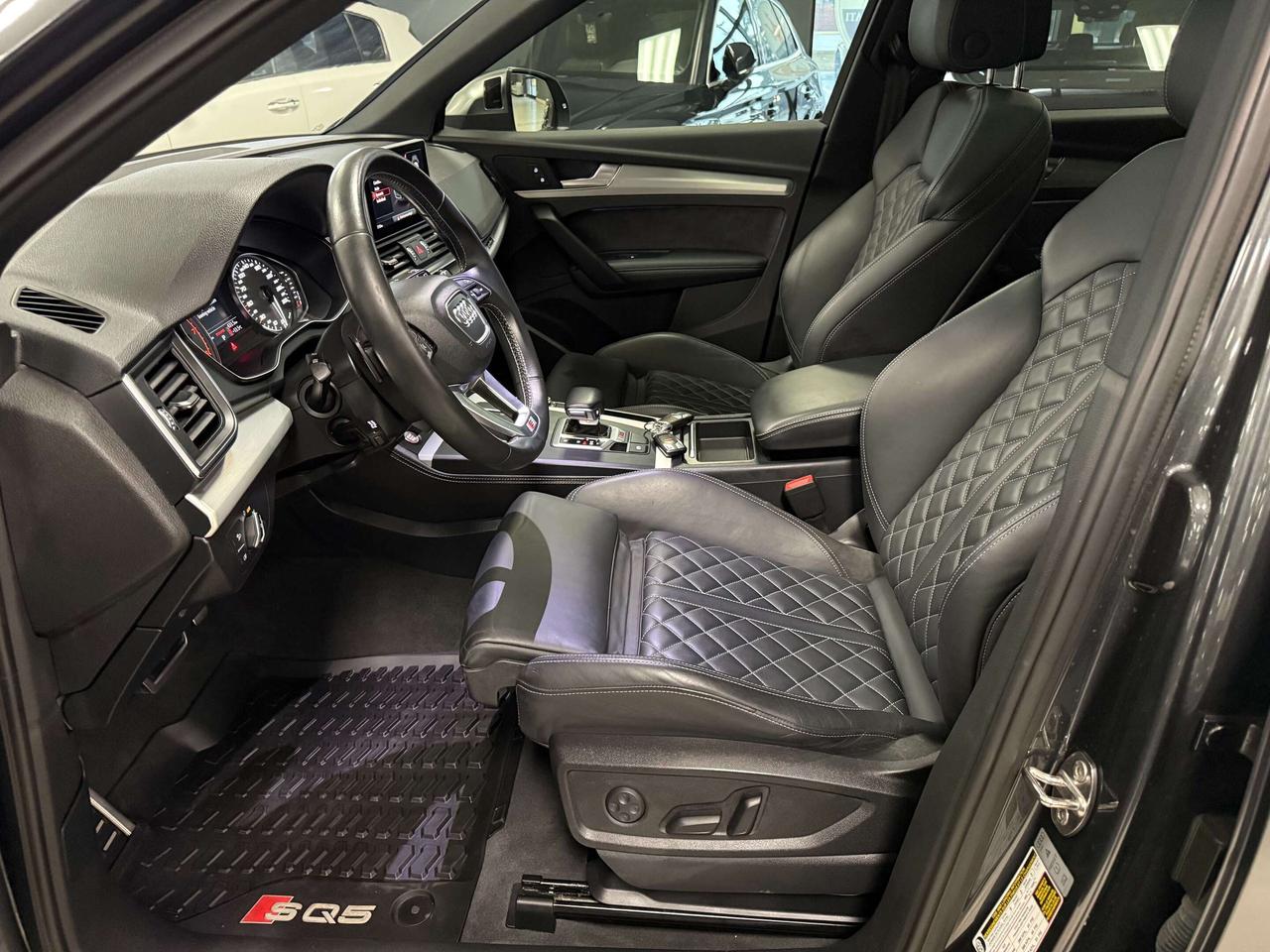 2018 Audi SQ5 PROGRESSIV Photo