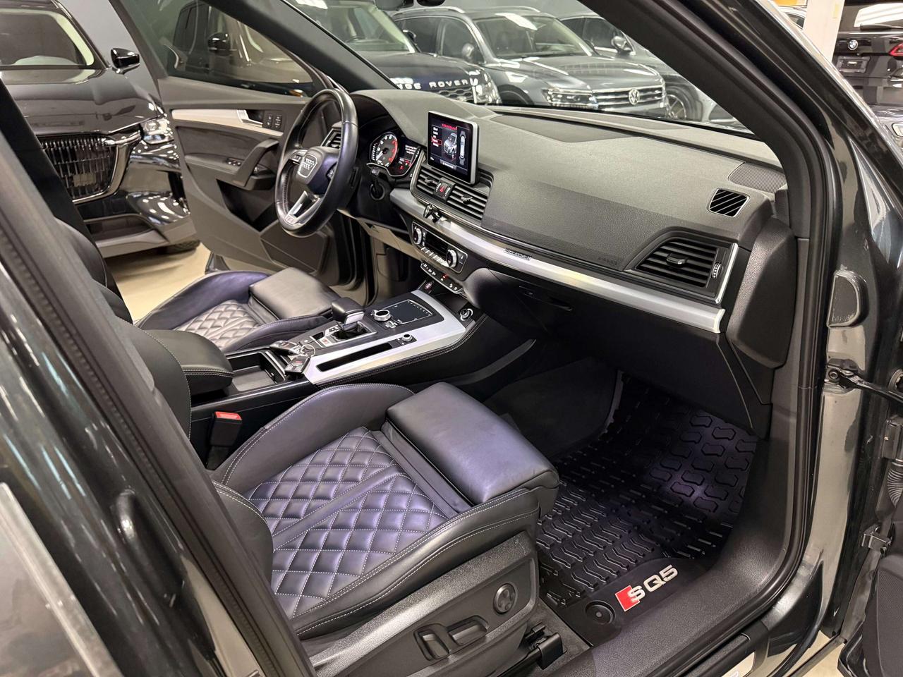 2018 Audi SQ5 PROGRESSIV Photo