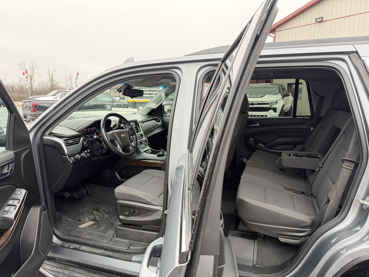 2020 Chevrolet Tahoe 4WD 4DR LS Photo