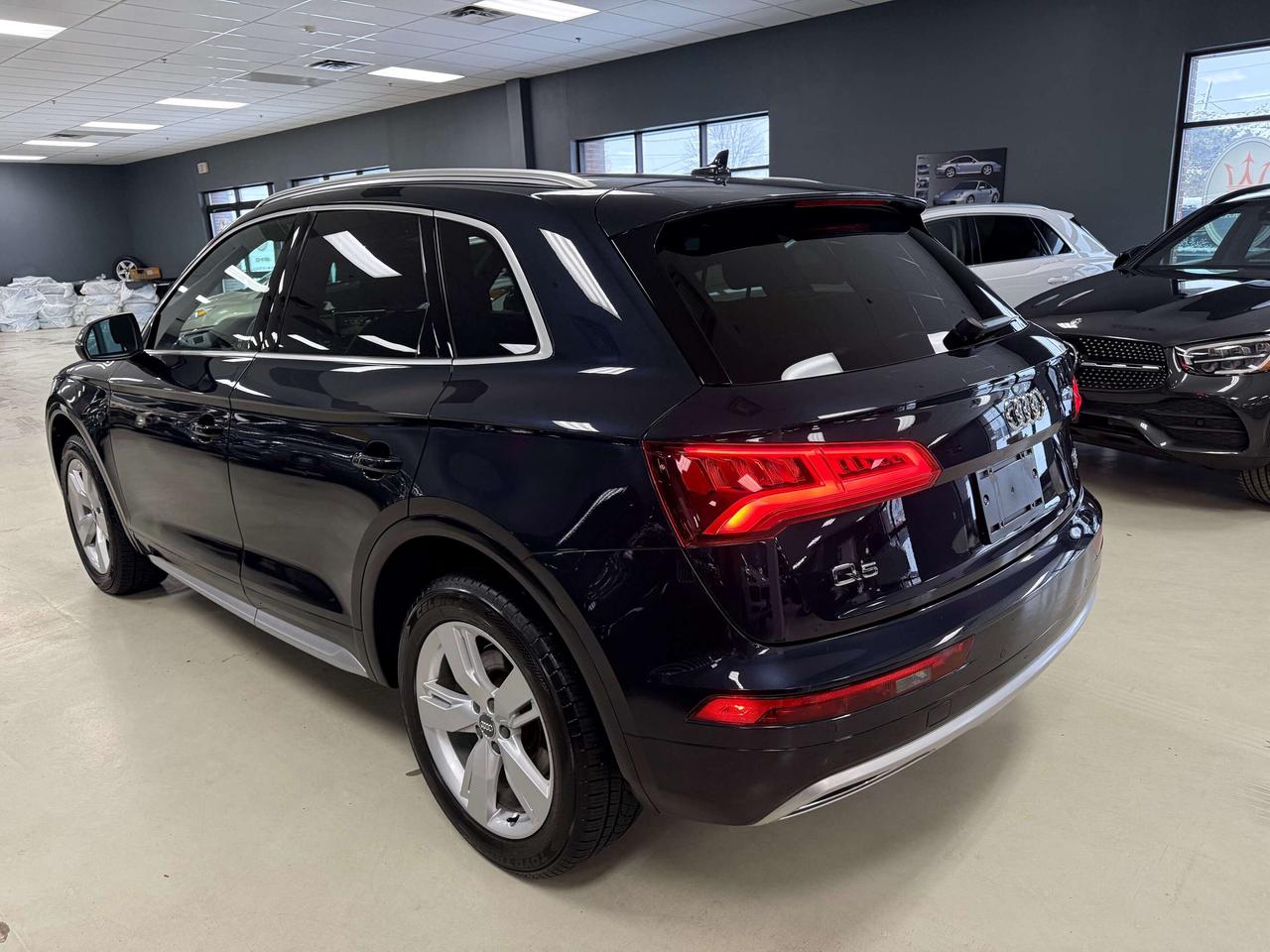 2018 Audi Q5 Technik Photo2