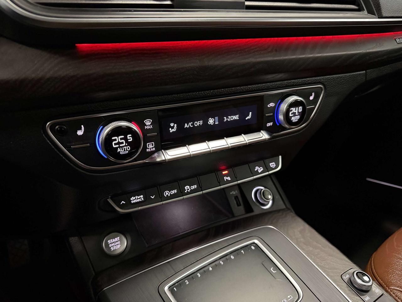 2018 Audi Q5 Technik Photo