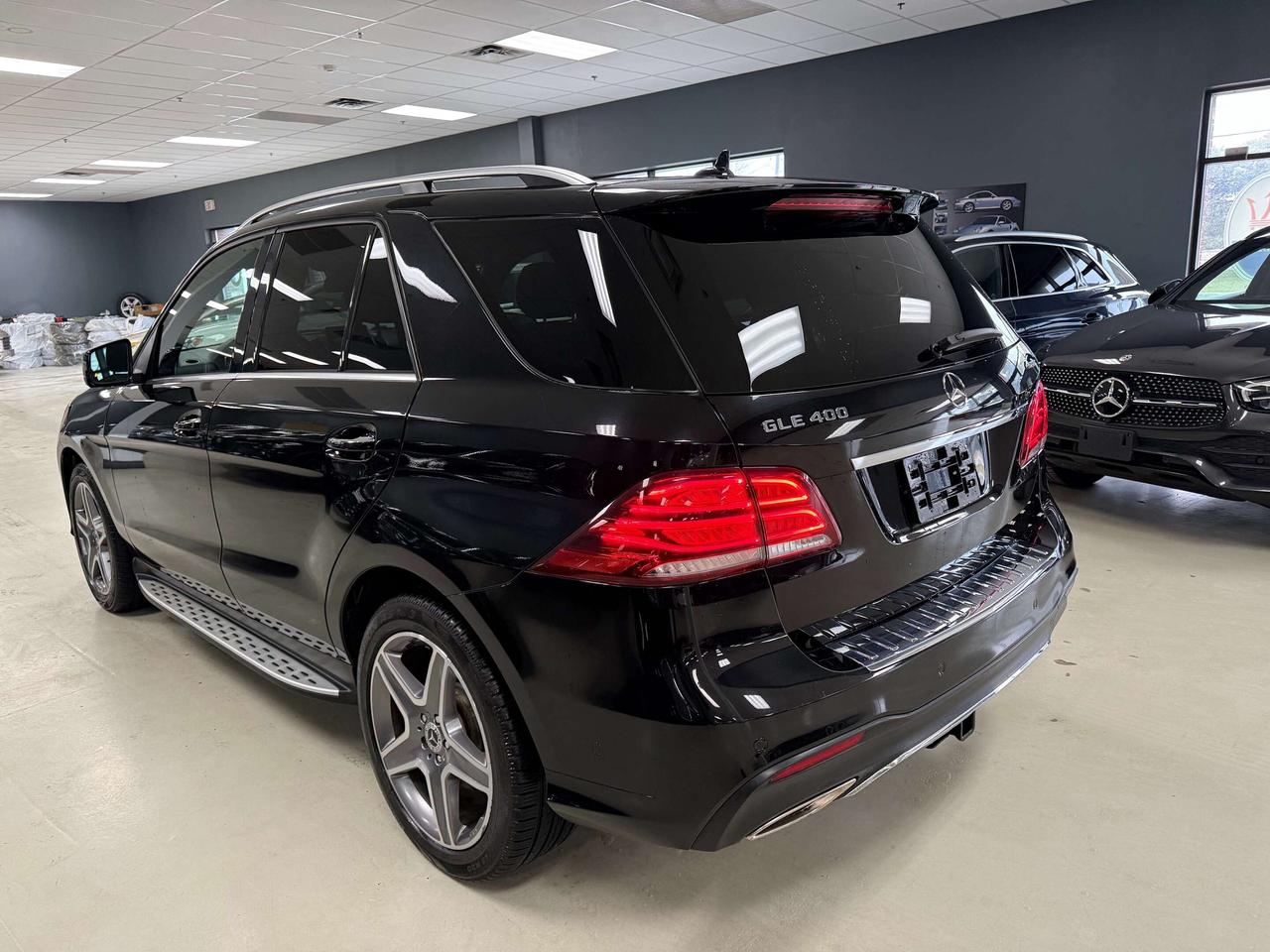 2017 Mercedes-Benz AMG GLE 43  Photo2