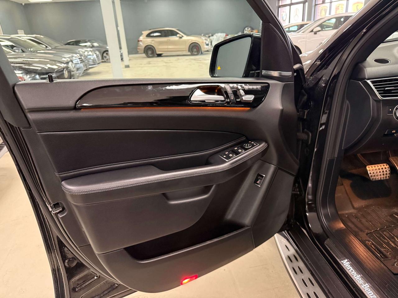 2017 Mercedes-Benz AMG GLE 43  Photo