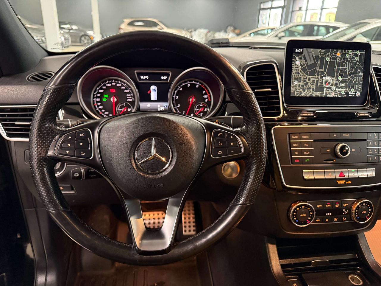 2017 Mercedes-Benz AMG GLE 43  Photo