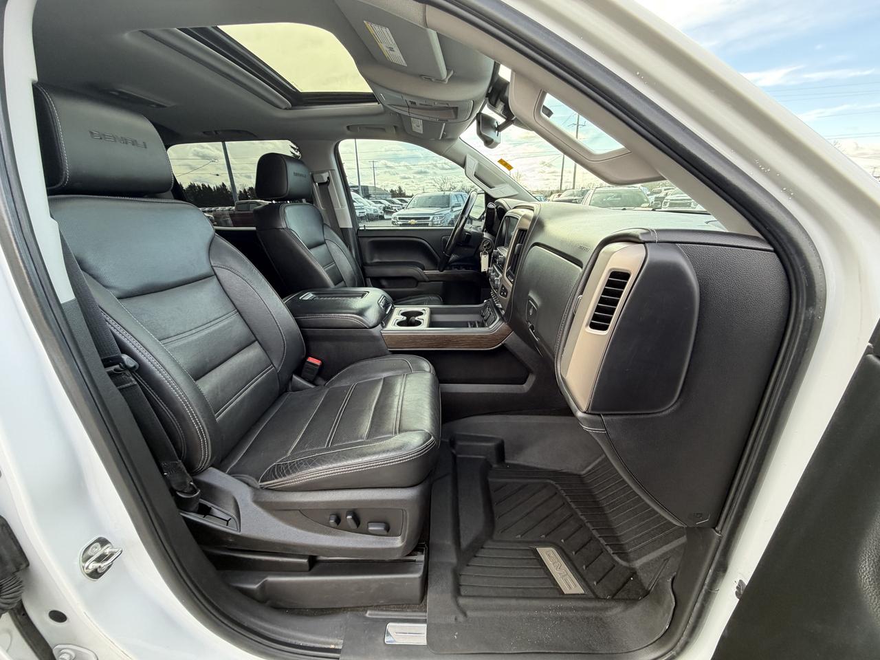 2018 GMC Sierra 1500 DENALI LIFT/WHEEL/TIRE PKG!! Photo