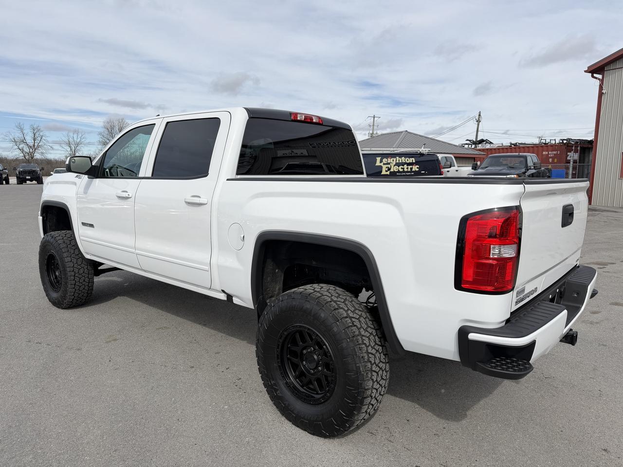 2018 GMC Sierra 1500 SLE LIFT/WHEEL/TIRE/LEATHER PKG!! Photo
