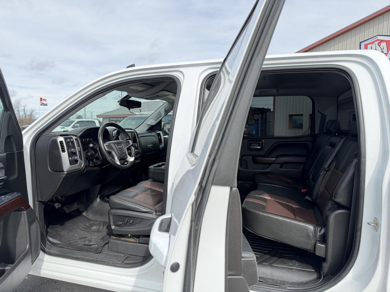 2018 GMC Sierra 1500 SLE LIFT/WHEEL/TIRE/LEATHER PKG!! Photo