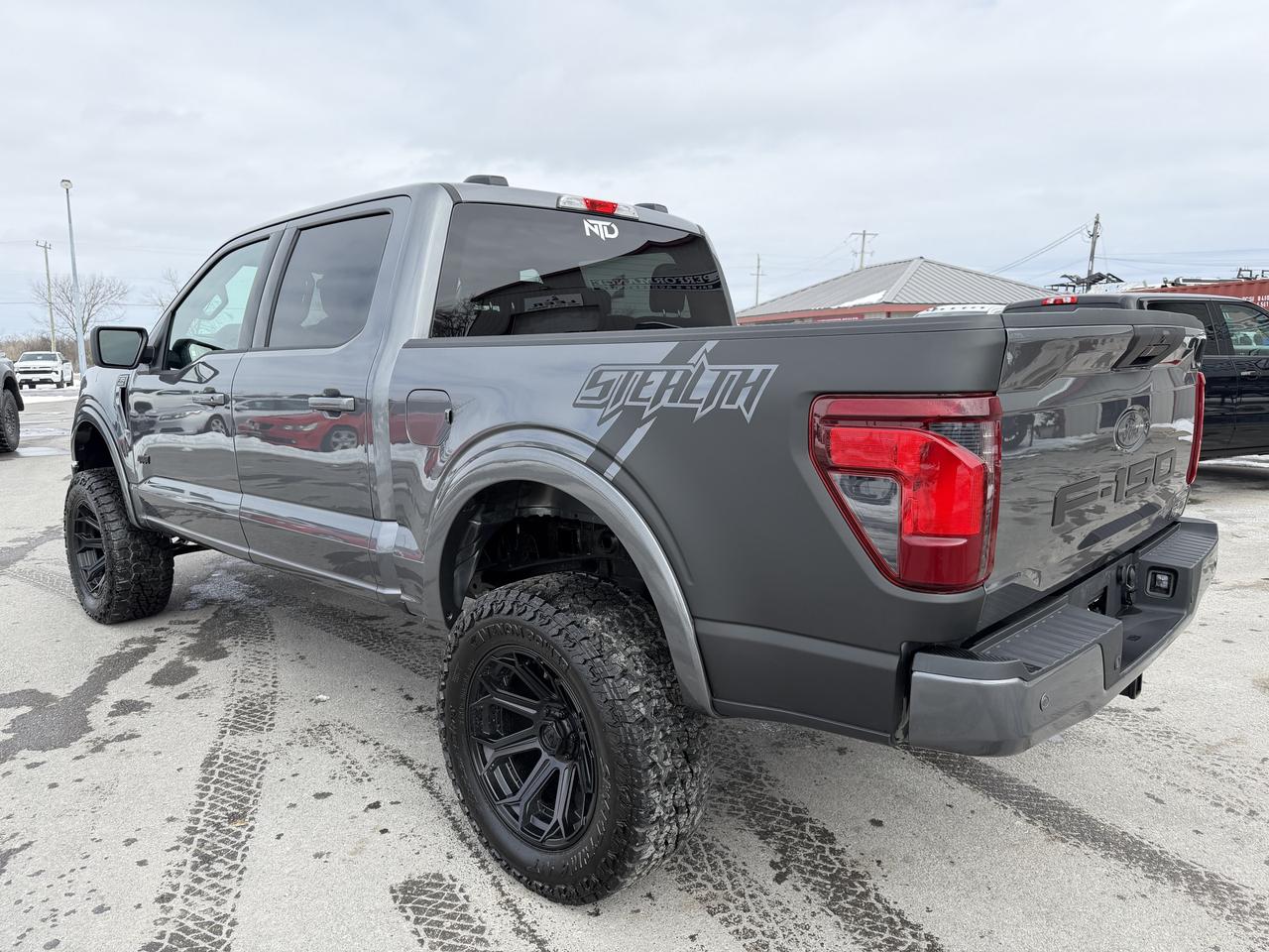 2025 Ford F-150 XLT STEALTH EDITION!! Photo