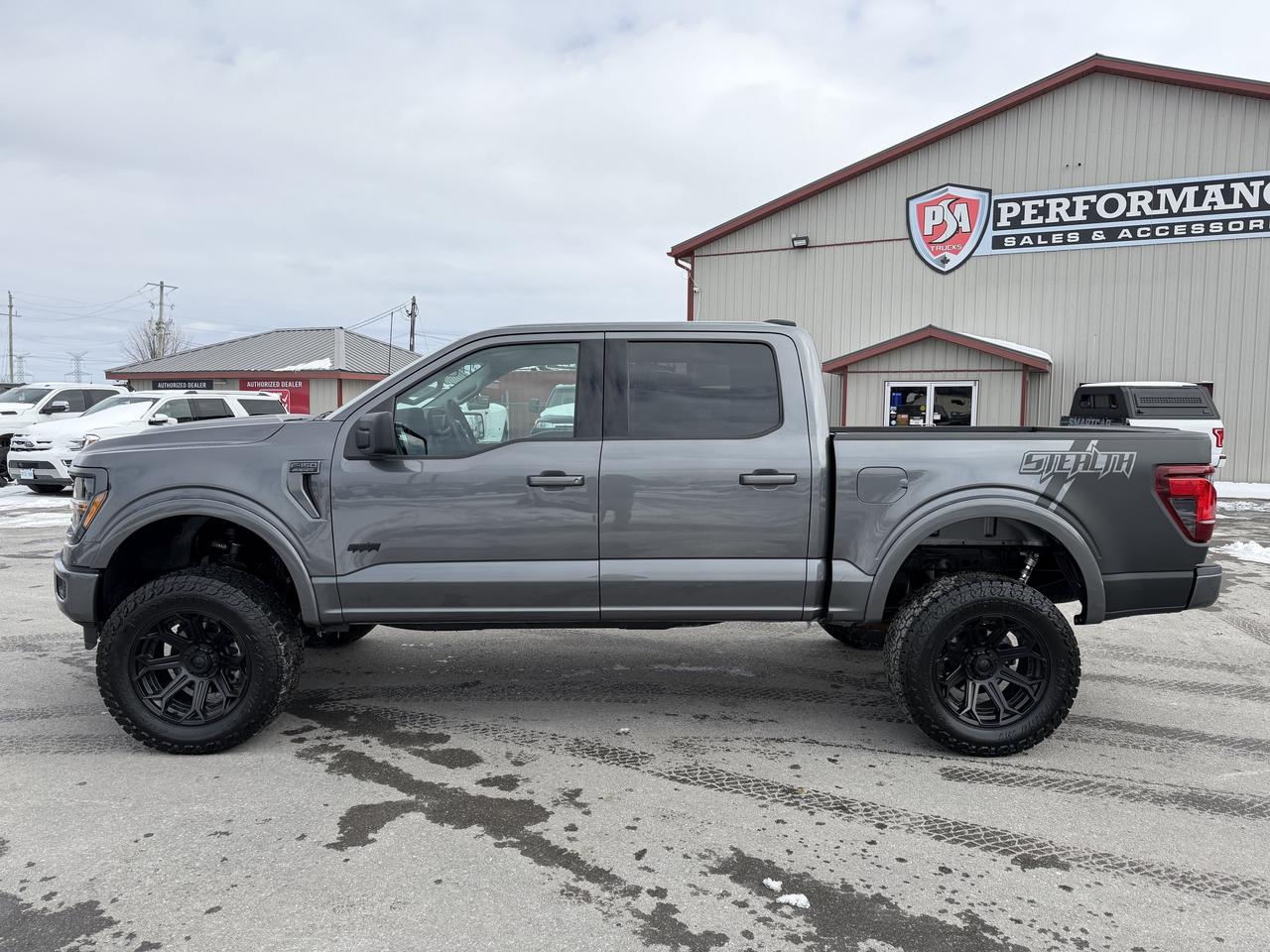 2025 Ford F-150 XLT STEALTH EDITION!! Photo3