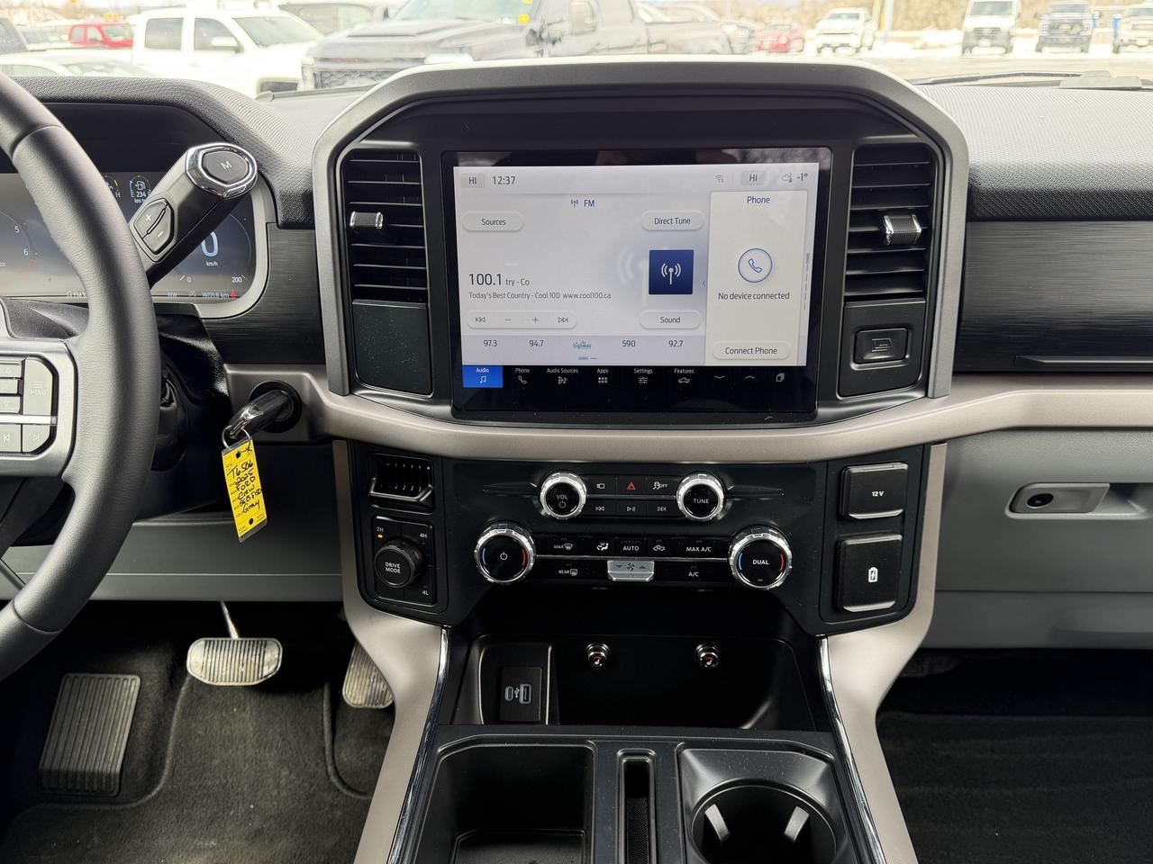 2025 Ford F-150 XLT STEALTH EDITION!! Photo