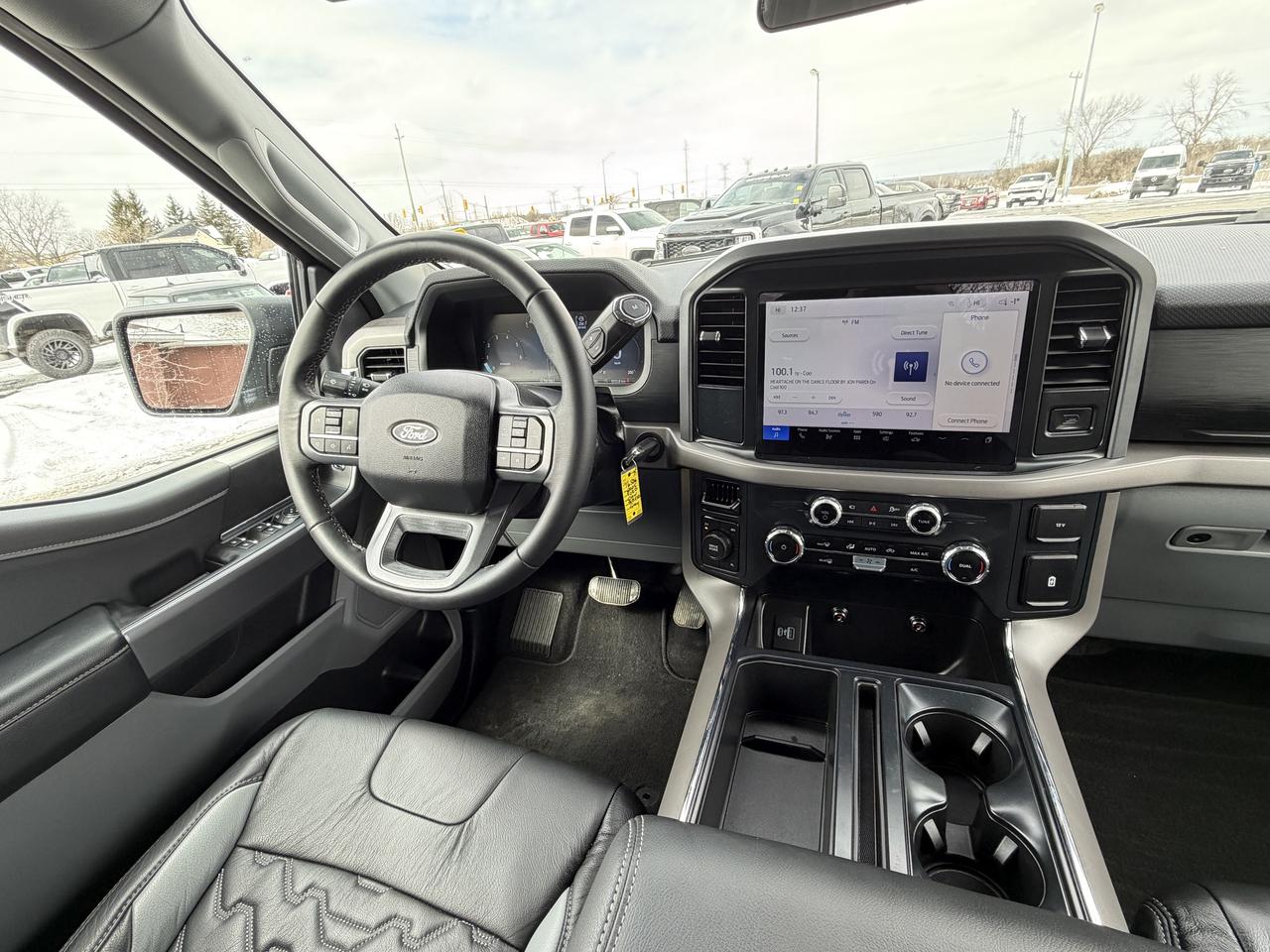 2025 Ford F-150 XLT STEALTH EDITION!! Photo