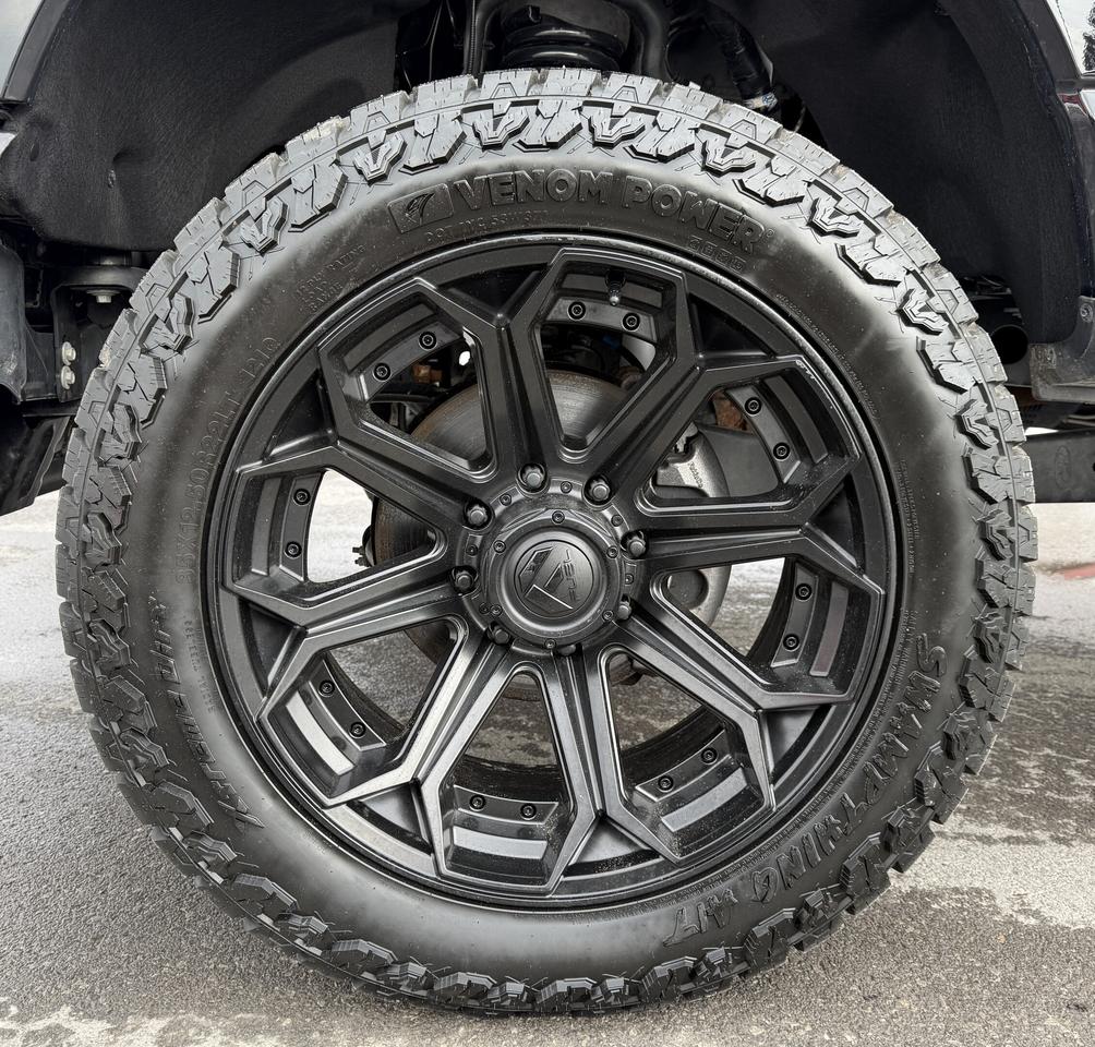 2024 Ford F-250 XLT BDS LEVEL/WHEEL/TIRE/LEATHER PKG! Photo