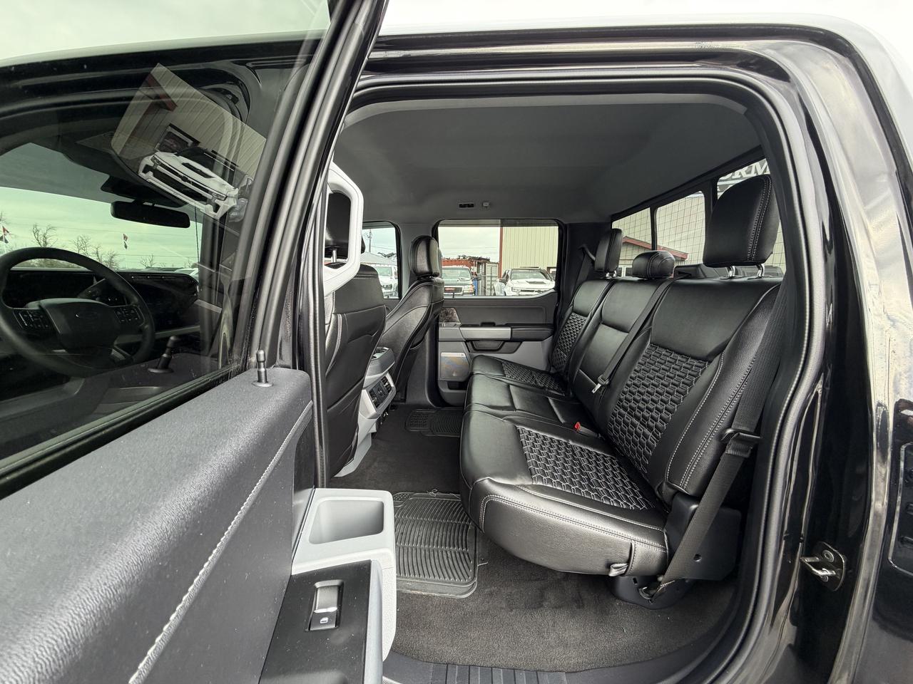 2024 Ford F-250 XLT BDS LEVEL/WHEEL/TIRE/LEATHER PKG! Photo