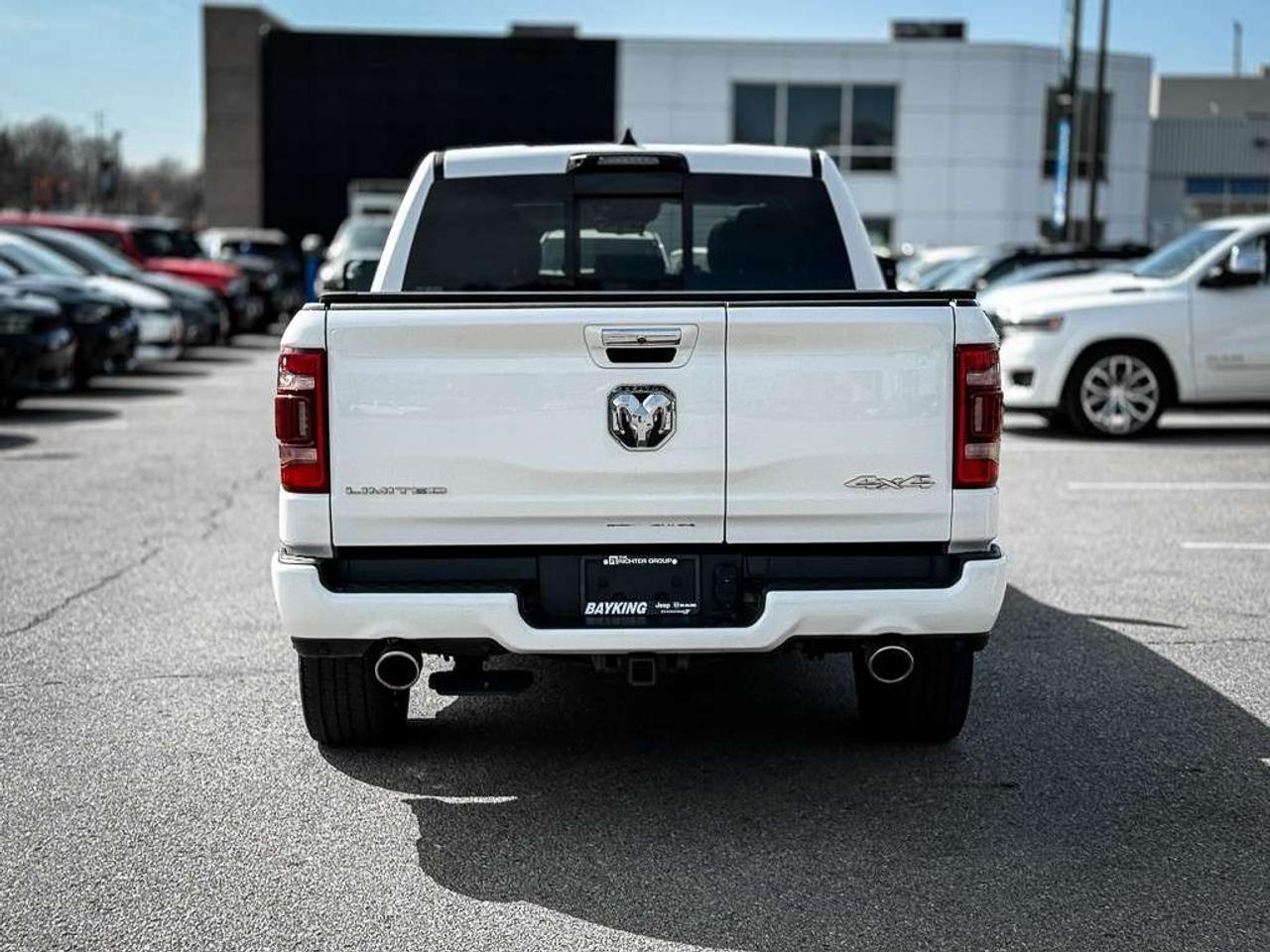 2021 RAM 1500 Limited   CREW   LEVEL 1   TECH GROUP   PANO ROOF   MULTI-FUNCTION GATE Photo