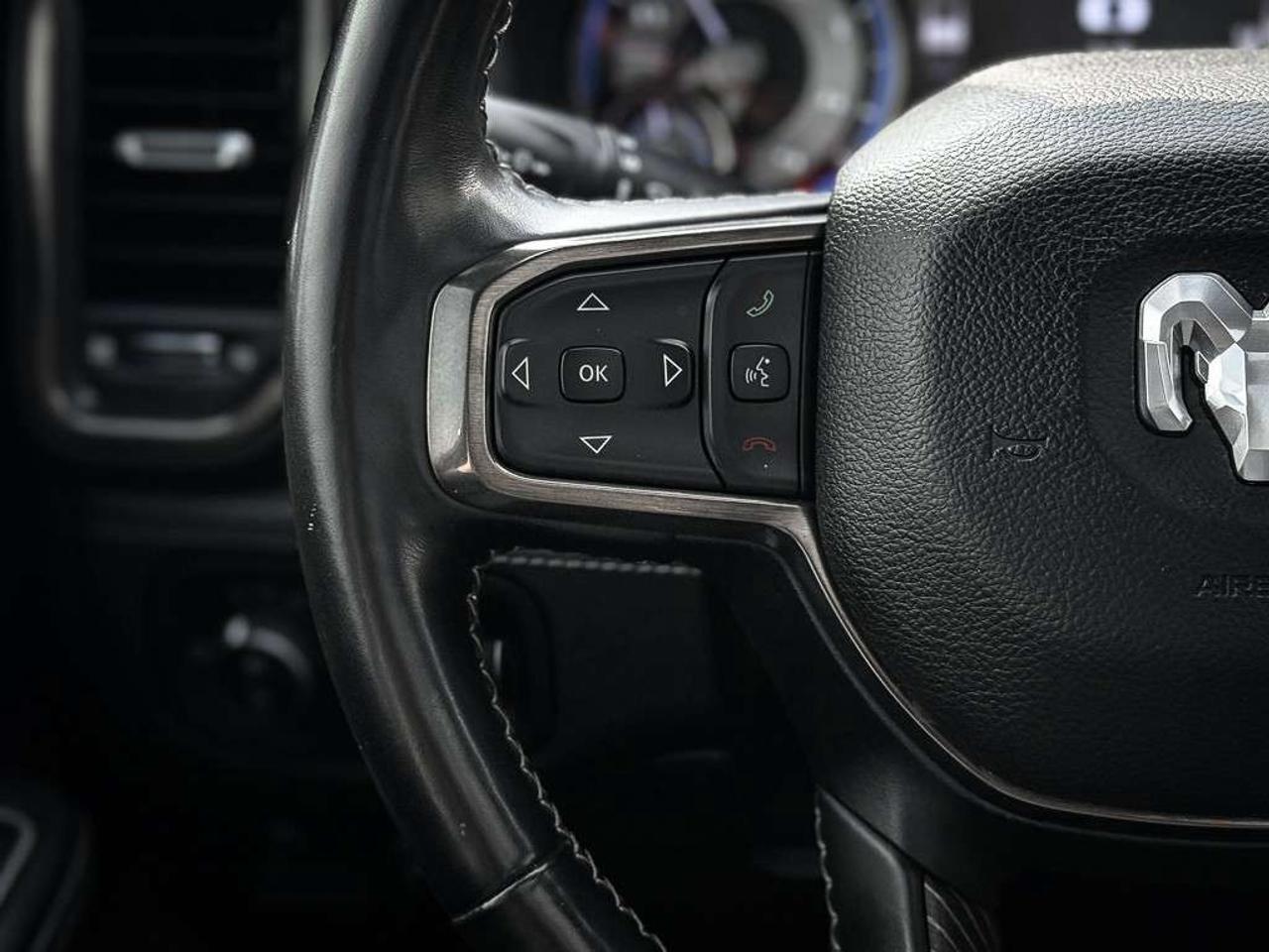 2021 RAM 1500 Limited   CREW   LEVEL 1   TECH GROUP   PANO ROOF   MULTI-FUNCTION GATE Photo