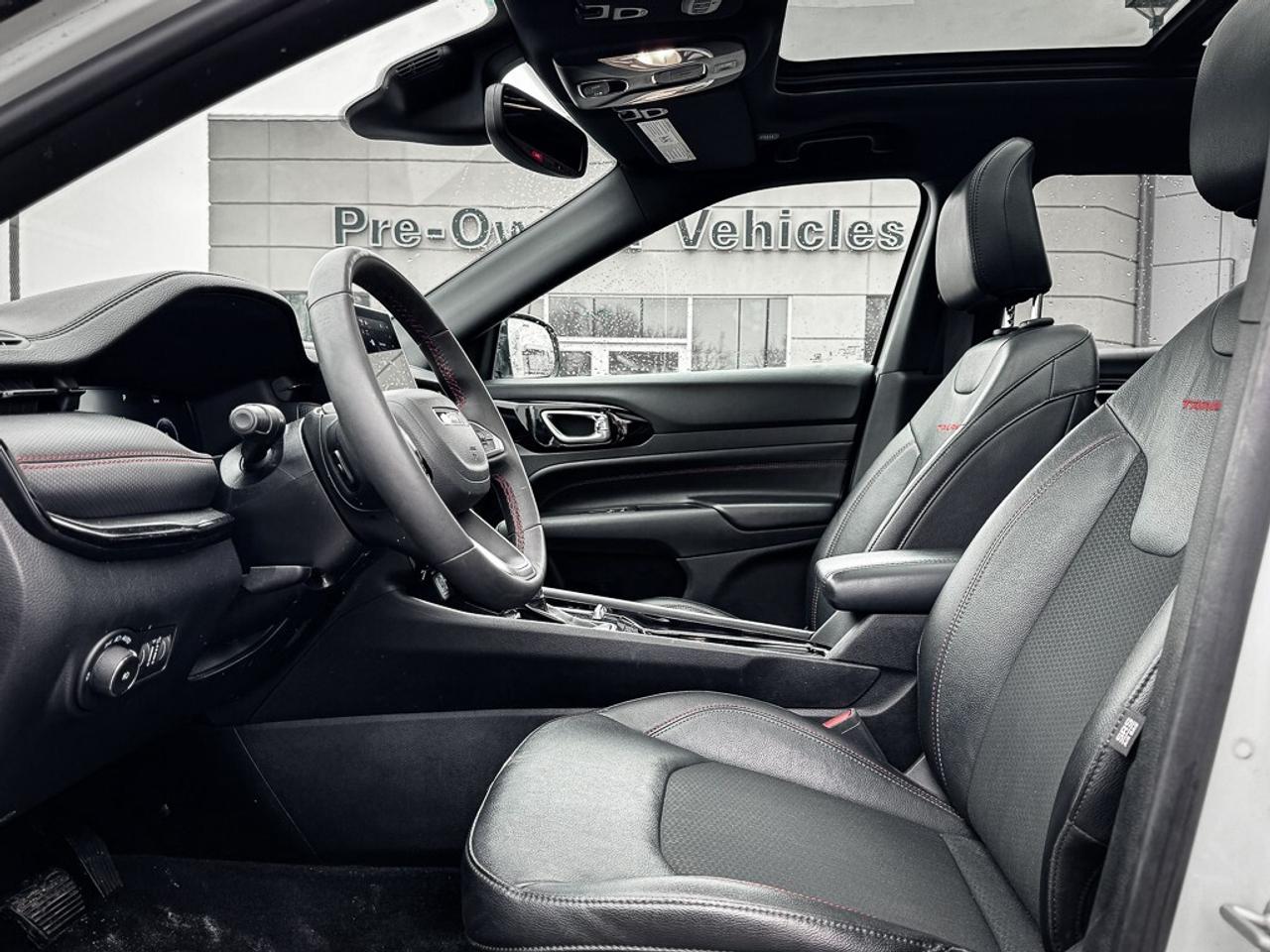 2024 Jeep Compass Trailhawk   PANO ROOF   ALPINE AUDIO   NAV   REMOT Photo3