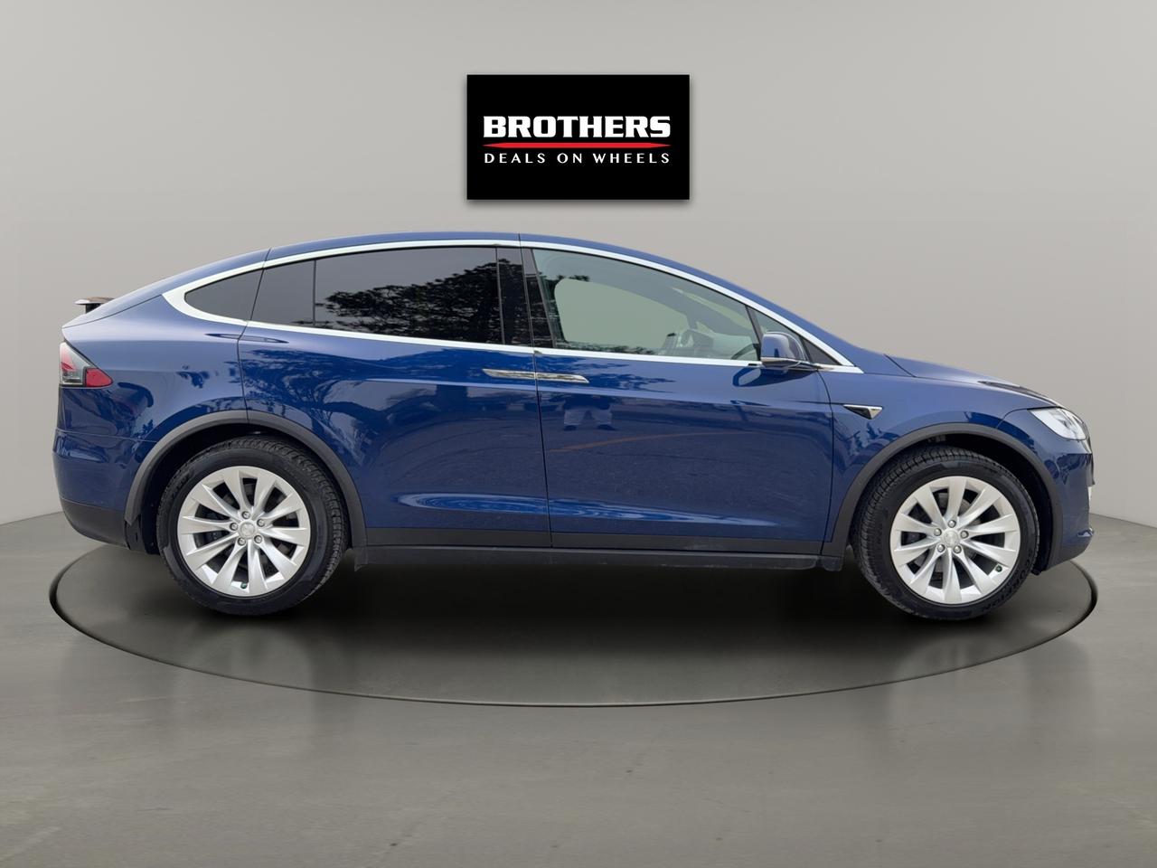 2019 Tesla Model X Long Range AWD FSD 6 Seats Photo
