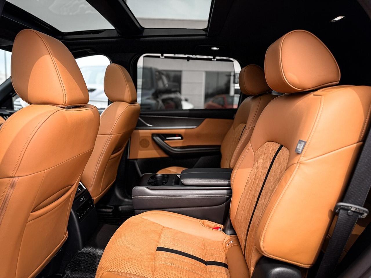 2025 Mazda CX-90 MHEV Signature   HEATED/VENTED LEATHER   SUNROOF   ADAP Photo
