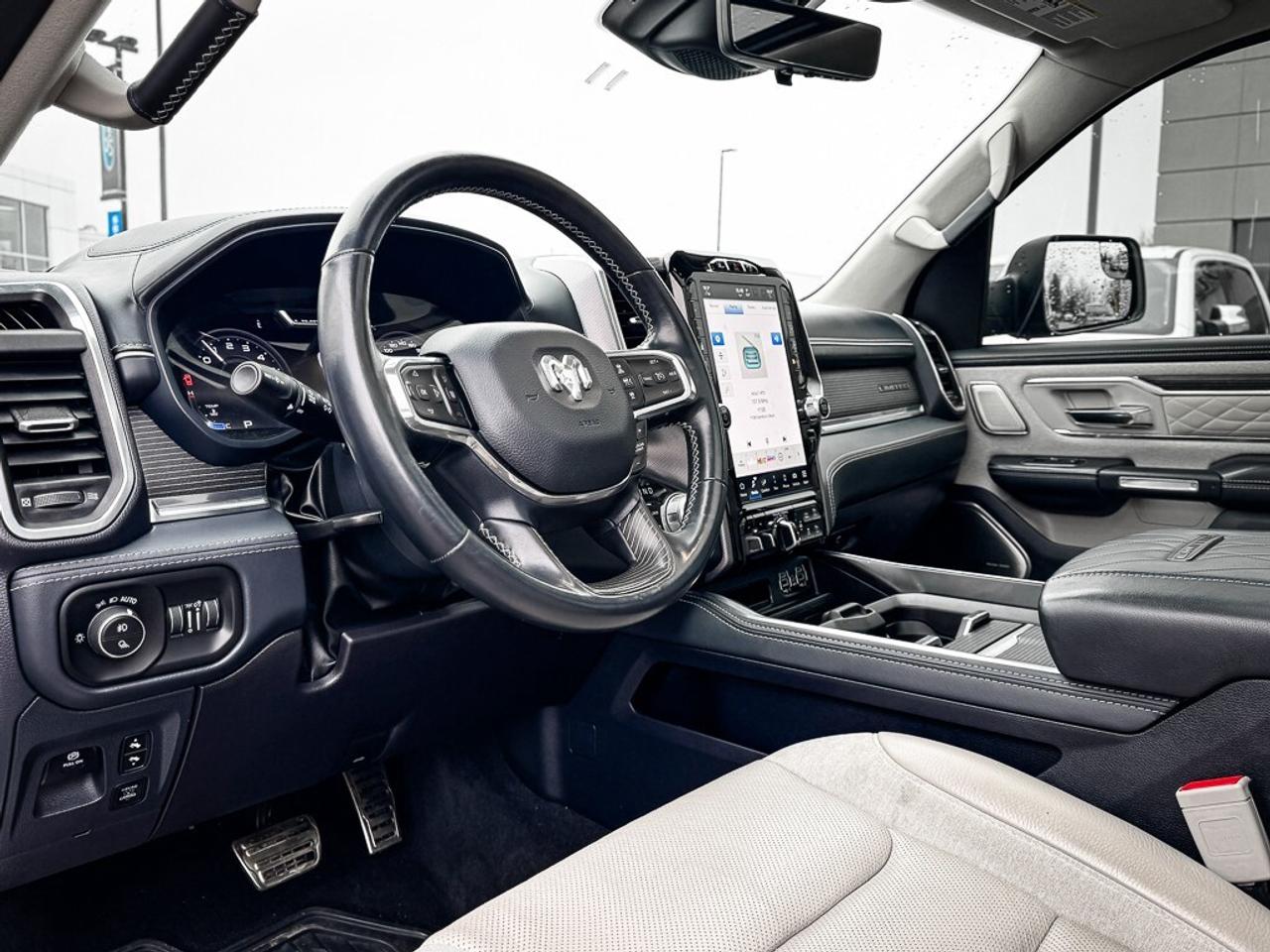 2023 RAM 1500 Limited   CREW   HEMI   LEVEL 1   ELITE PKG   TOW Photo