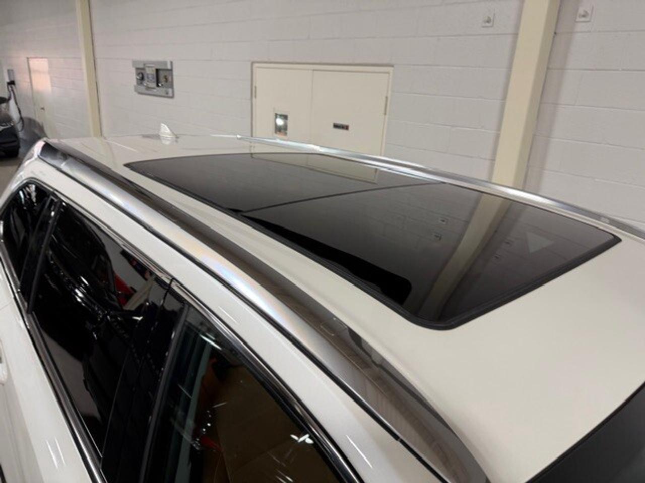 2019 Toyota Highlander AWD Hybrid Limited Low Km 360 Camera Pano Roof Photo