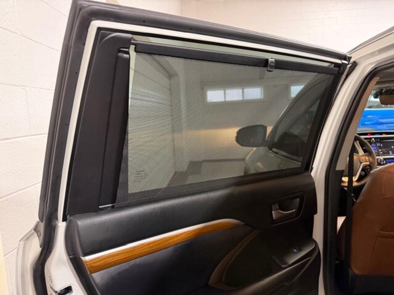 2019 Toyota Highlander AWD Hybrid Limited Low Km 360 Camera Pano Roof Photo