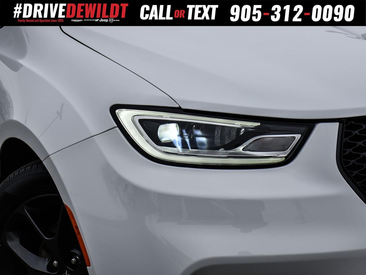 2024 Chrysler Pacifica LIMITED   PANO ROOF   S APPEARANCE Photo