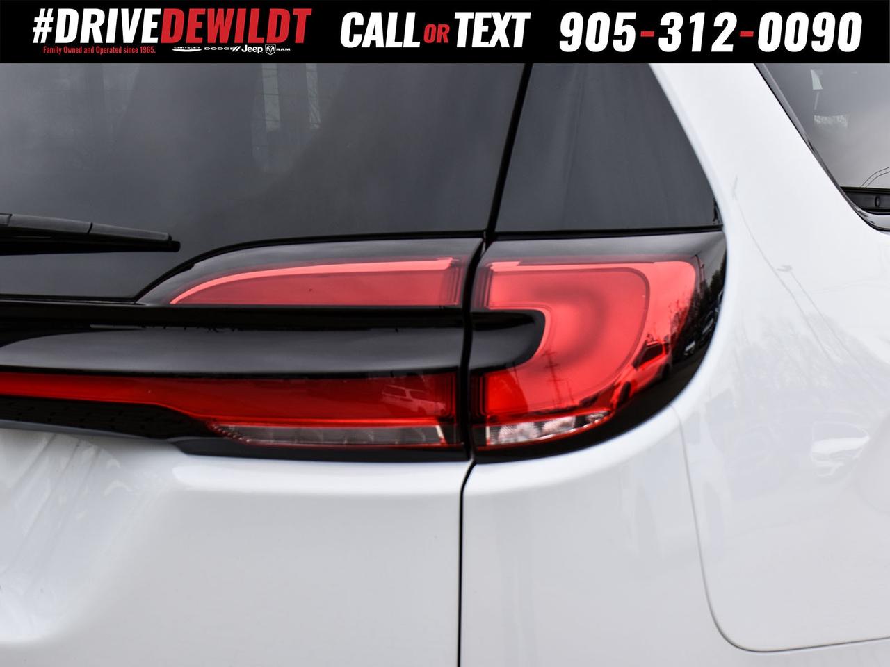 2024 Chrysler Pacifica LIMITED   PANO ROOF   S APPEARANCE Photo
