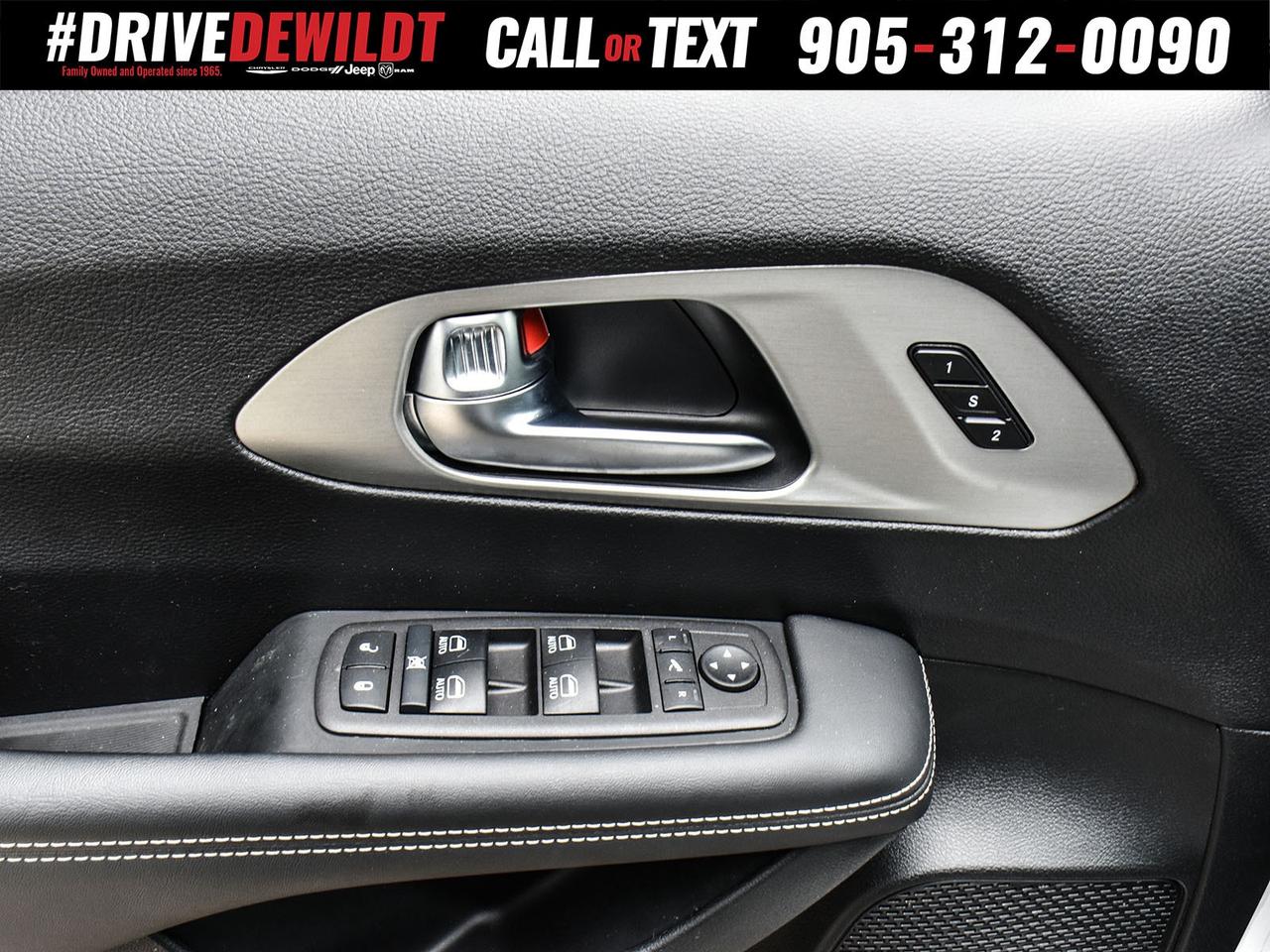 2024 Chrysler Pacifica LIMITED   PANO ROOF   S APPEARANCE Photo
