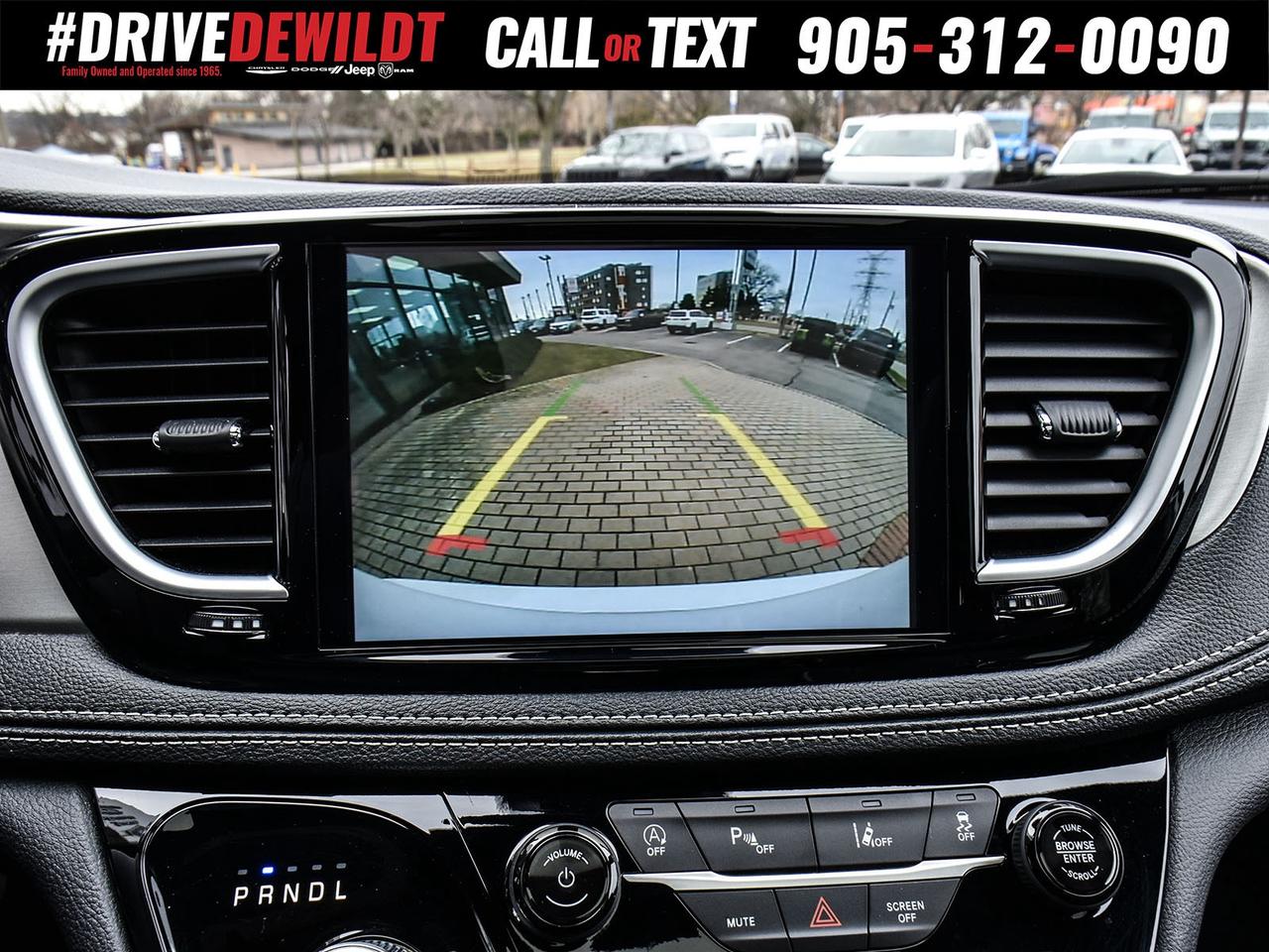 2024 Chrysler Pacifica LIMITED   PANO ROOF   S APPEARANCE Photo