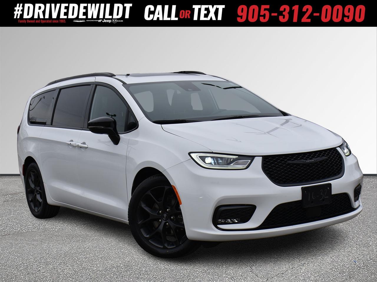 2024 Chrysler Pacifica LIMITED   PANO ROOF   S APPEARANCE Photo