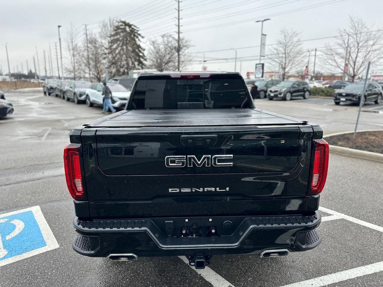 2025 GMC Sierra 1500 Denali 6.2L V8 22 Inch Wheels Power Steps Sunroof Photo