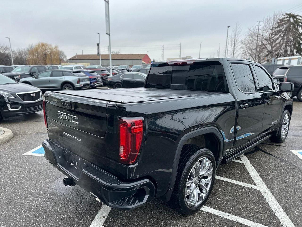 2025 GMC Sierra 1500 Denali 6.2L V8 22 Inch Wheels Power Steps Sunroof Photo