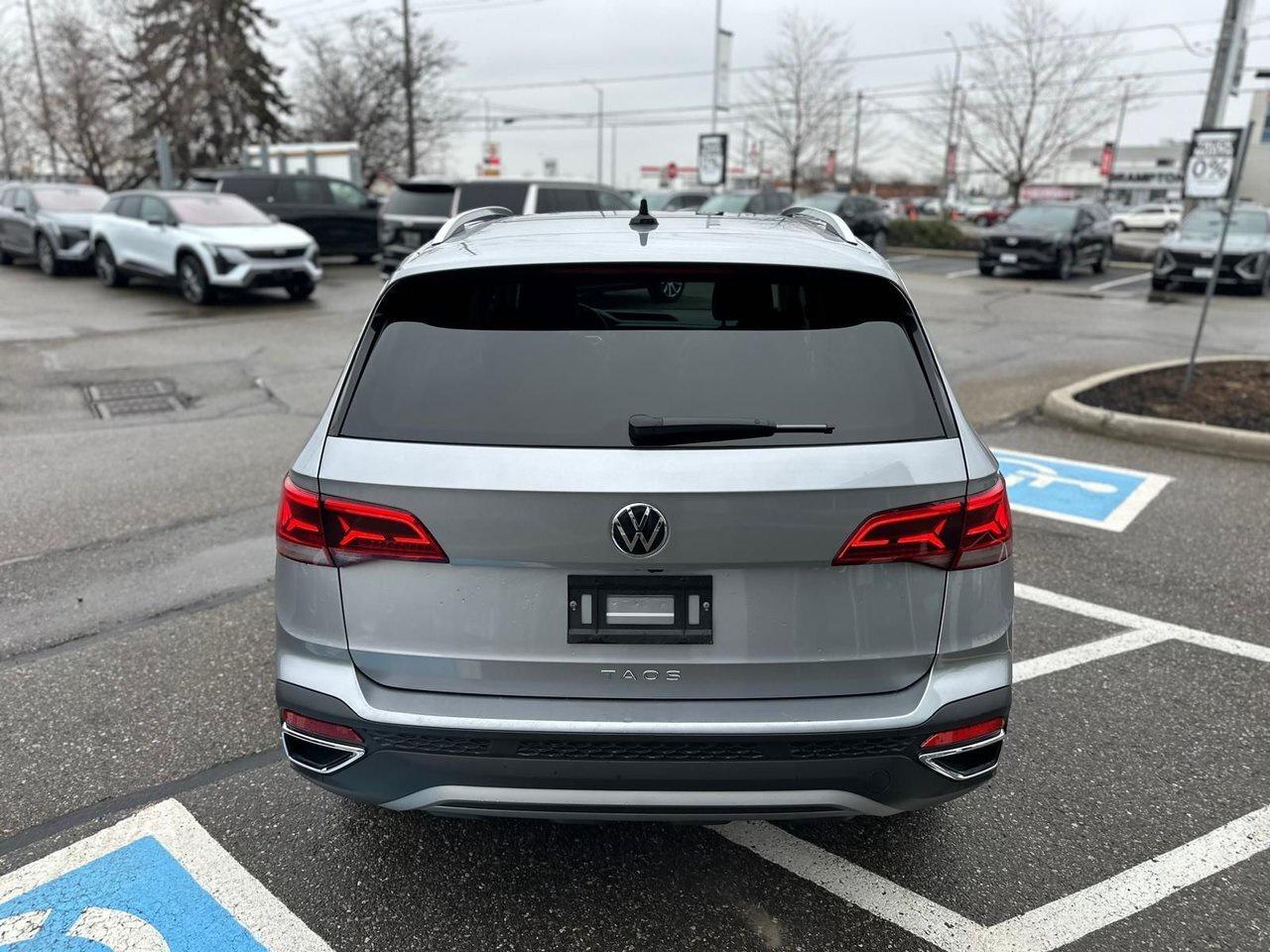 2024 Volkswagen Taos Comfortline Panoramic Sunroof Adaptive Cruise Remo Photo