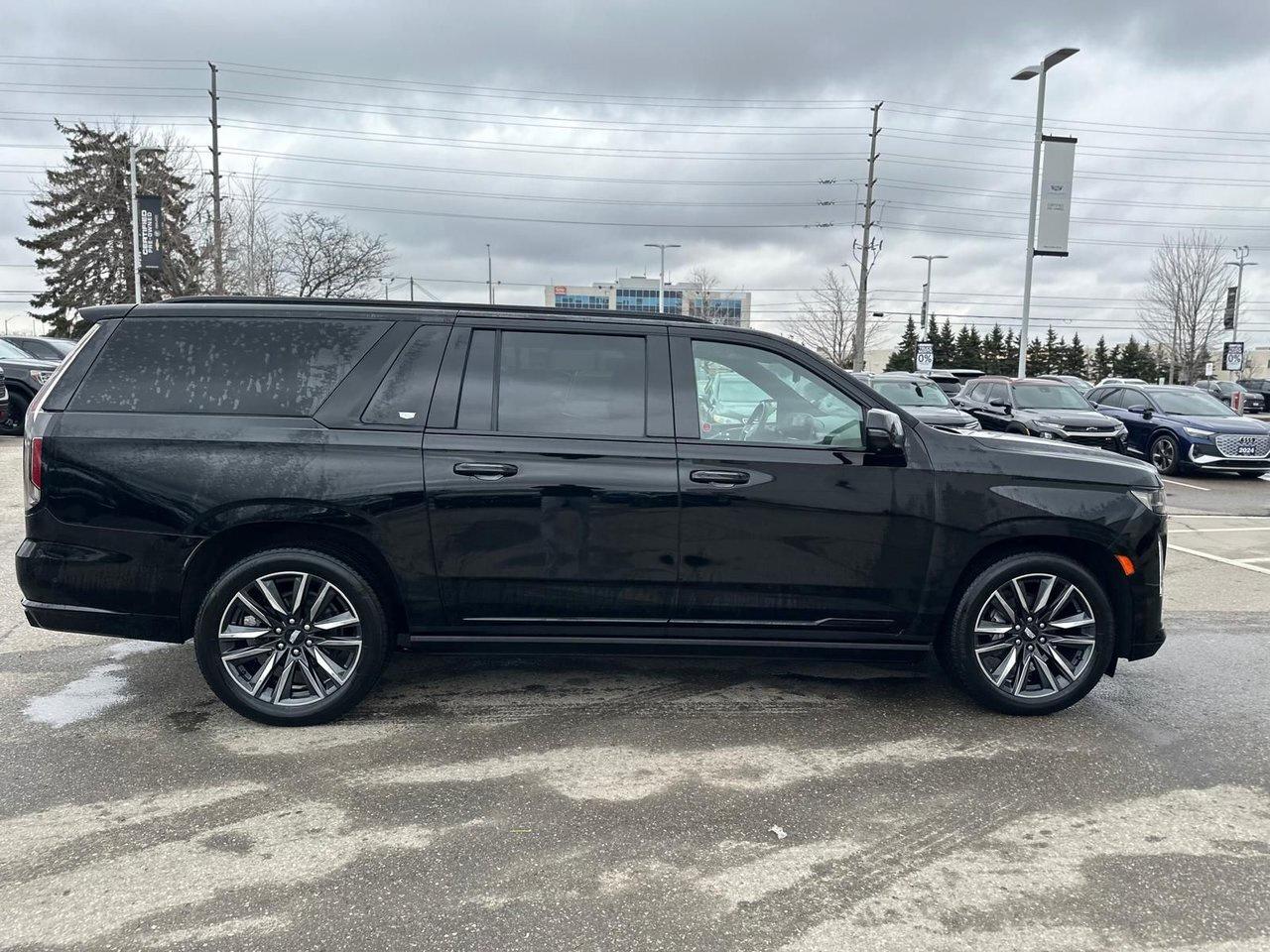 2023 Cadillac Escalade ESV Sport Super Cruise Air Suspension Power Steps AKG Photo