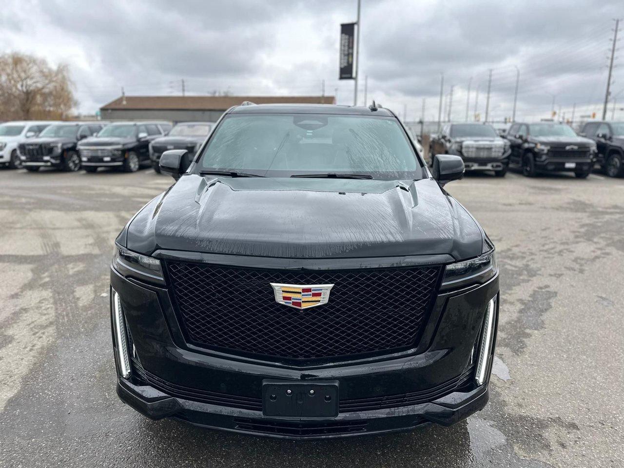 2023 Cadillac Escalade ESV Sport Super Cruise Air Suspension Power Steps AKG Photo