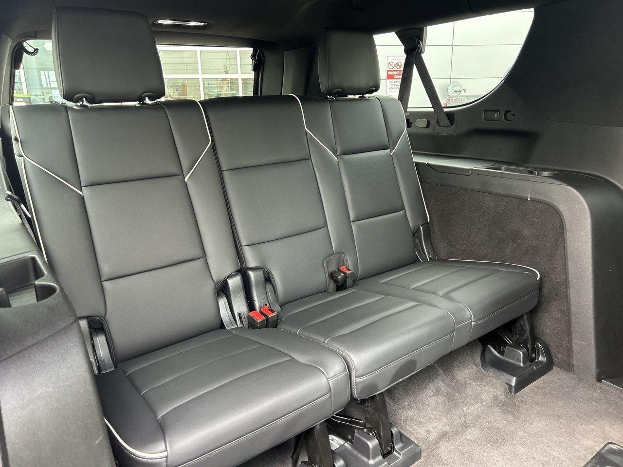 2023 Cadillac Escalade ESV Sport Super Cruise Air Suspension Power Steps AKG Photo