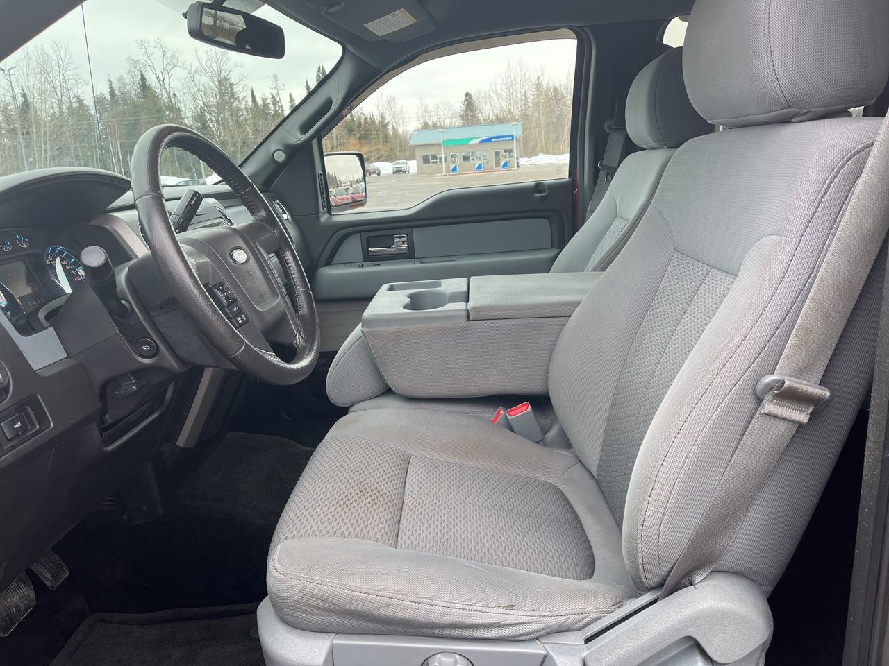 2014 Ford F-150 XLT - Trailer Brake - Handsfree Photo