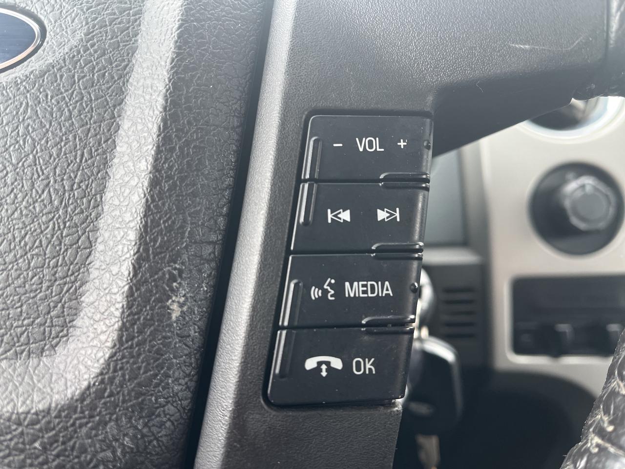 2014 Ford F-150 XLT - Trailer Brake - Handsfree Photo