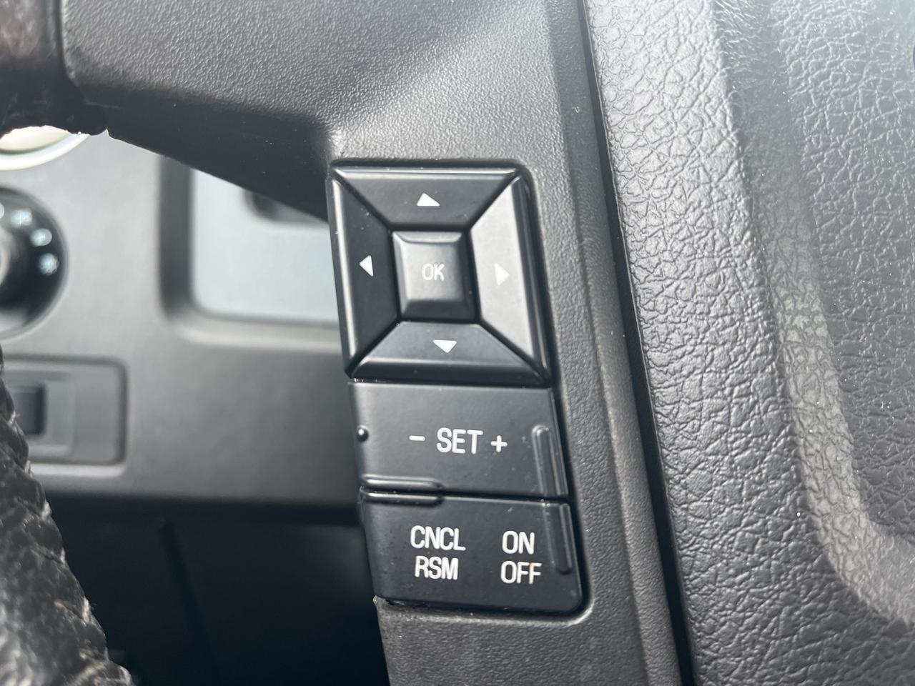 2014 Ford F-150 XLT - Trailer Brake - Handsfree Photo