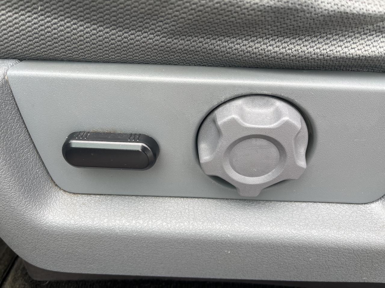 2014 Ford F-150 XLT - Trailer Brake - Handsfree Photo