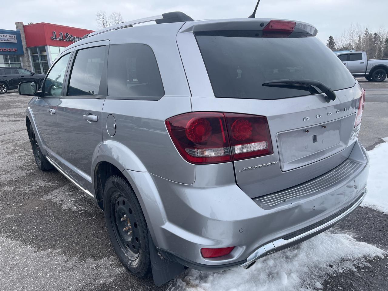 2017 Dodge Journey Crossroad - DVD - Htd Seats/Wheel Photo