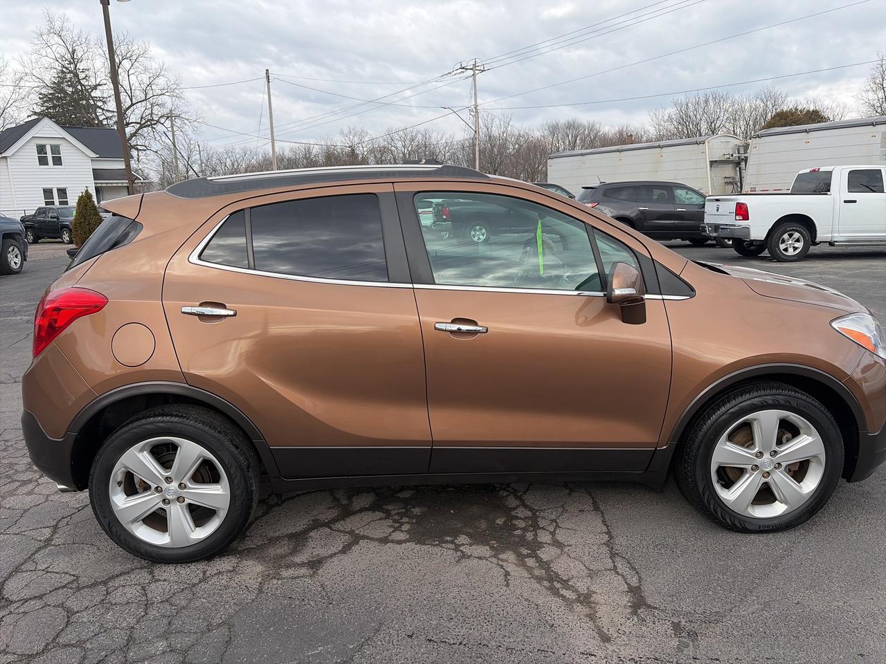 2016 Buick Encore EXCELLENT SERVICE RECORDS-CLEAN CARFAX-VERY CLEAN Photo3