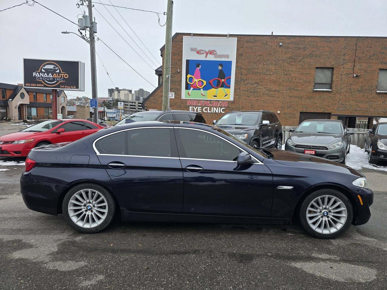 2013 BMW 5 Series 4dr Sdn 535i xDrive AWD Photo2