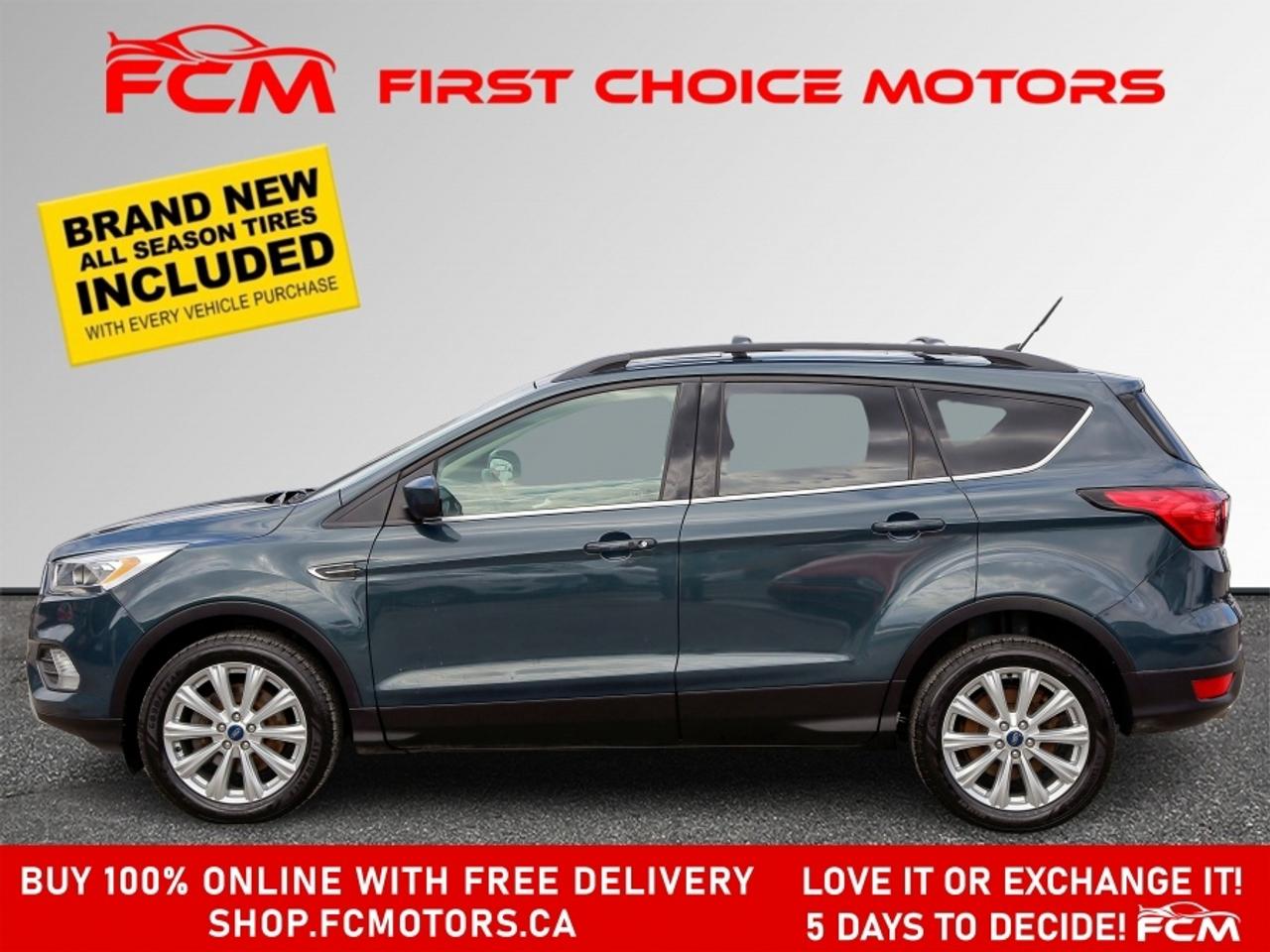 2019 Ford Escape SEL 4WD Photo